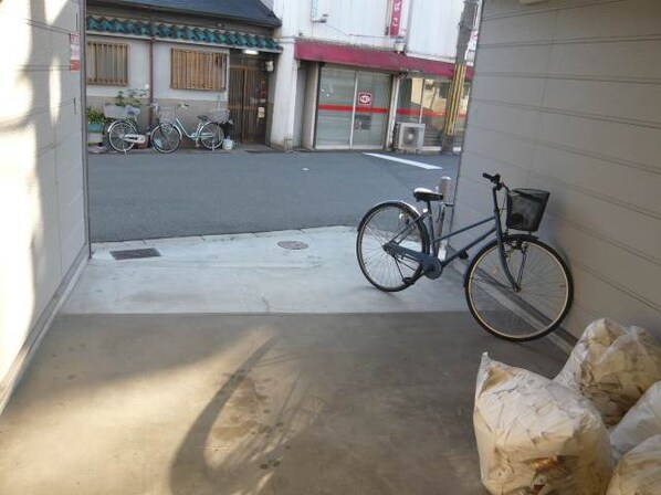 高井田中央駅 徒歩7分 1階の物件外観写真